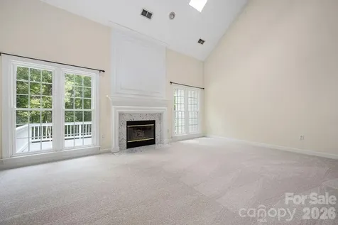 5217 Fairvista Drive Charlotte NC 28269