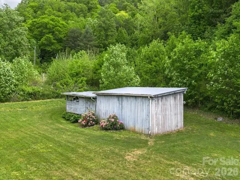 379 N Fork Road Barnardsville NC 28709