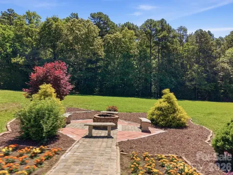 1434 Steeplechase Drive Mount Pleasant NC 28124