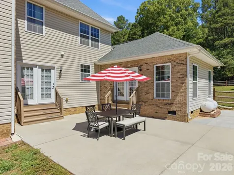1434 Steeplechase Drive Mount Pleasant NC 28124