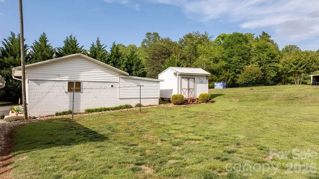 2582 Startown Road Newton NC 28658