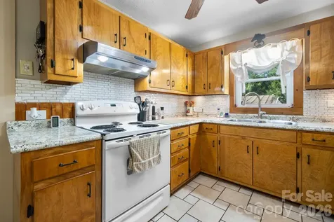 2582 Startown Road Newton NC 28658