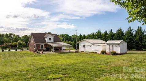2582 Startown Road Newton NC 28658