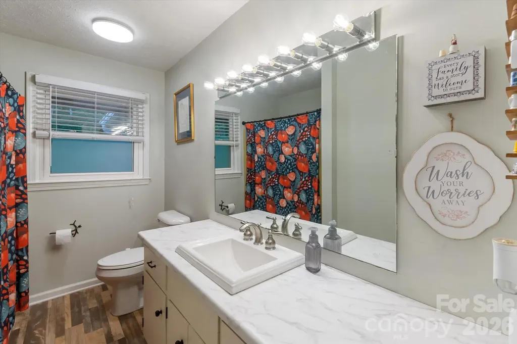 132 E Whisperwood Circle Hendersonville NC 28791