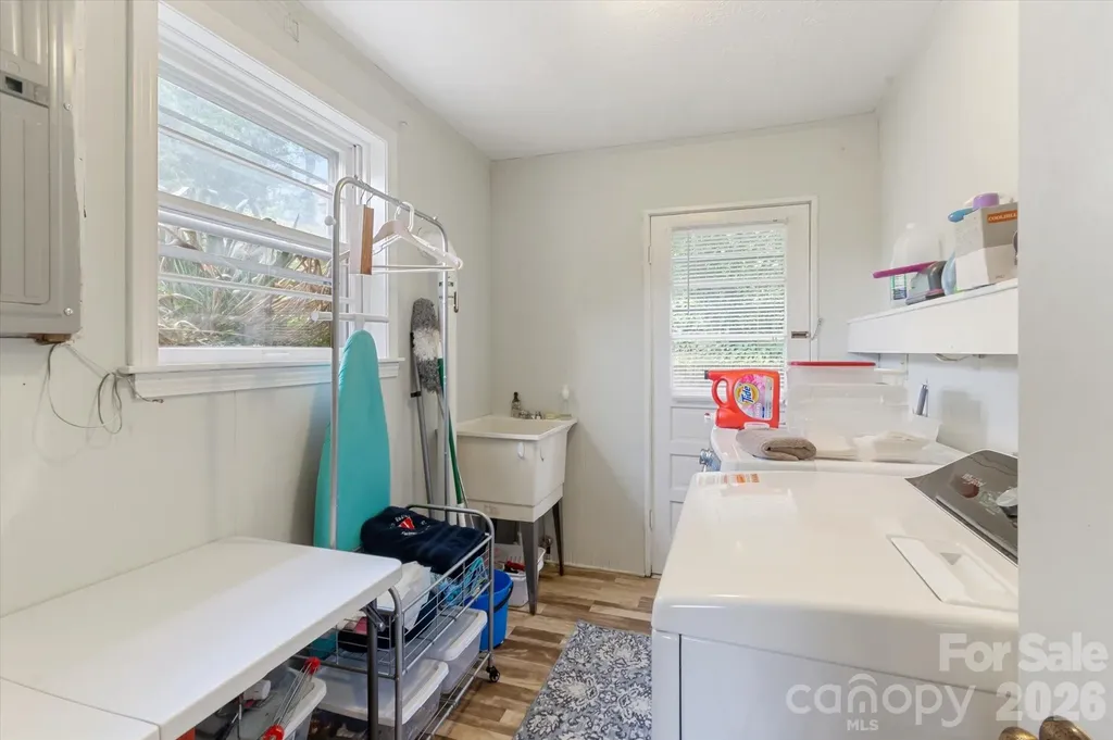 132 E Whisperwood Circle Hendersonville NC 28791