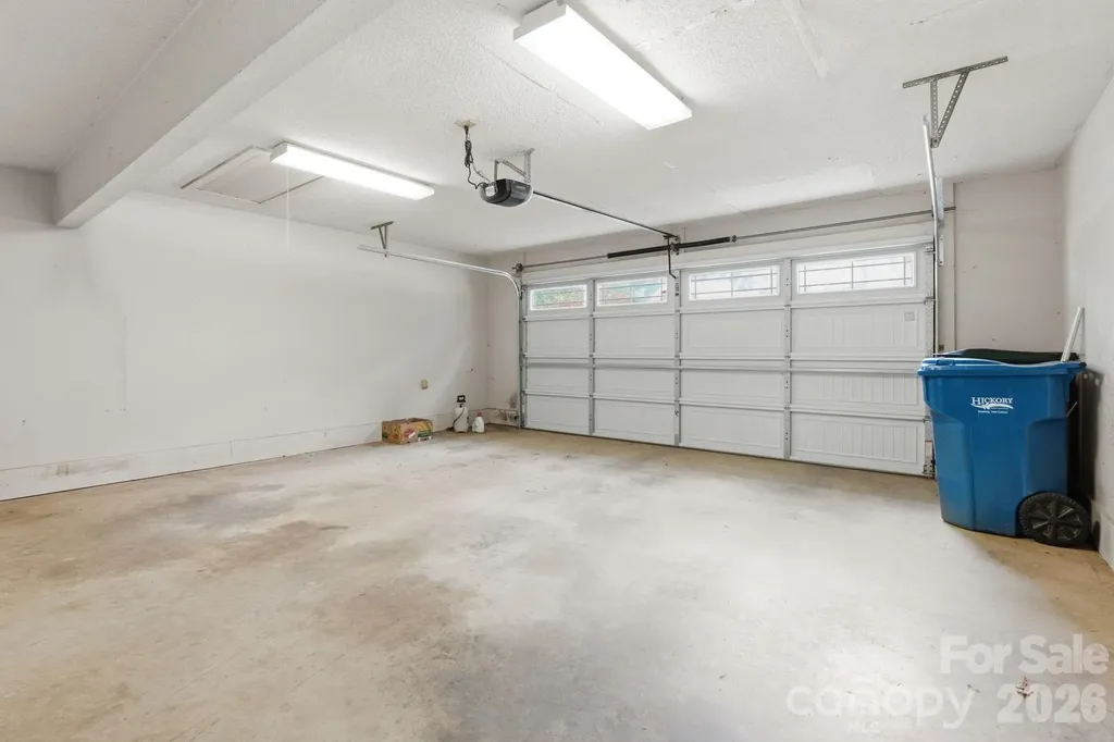 4804 Elmhurst Drive NE Hickory NC 28601