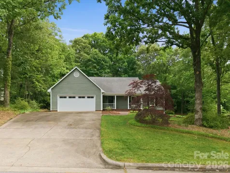 4804 Elmhurst Drive NE Hickory NC 28601