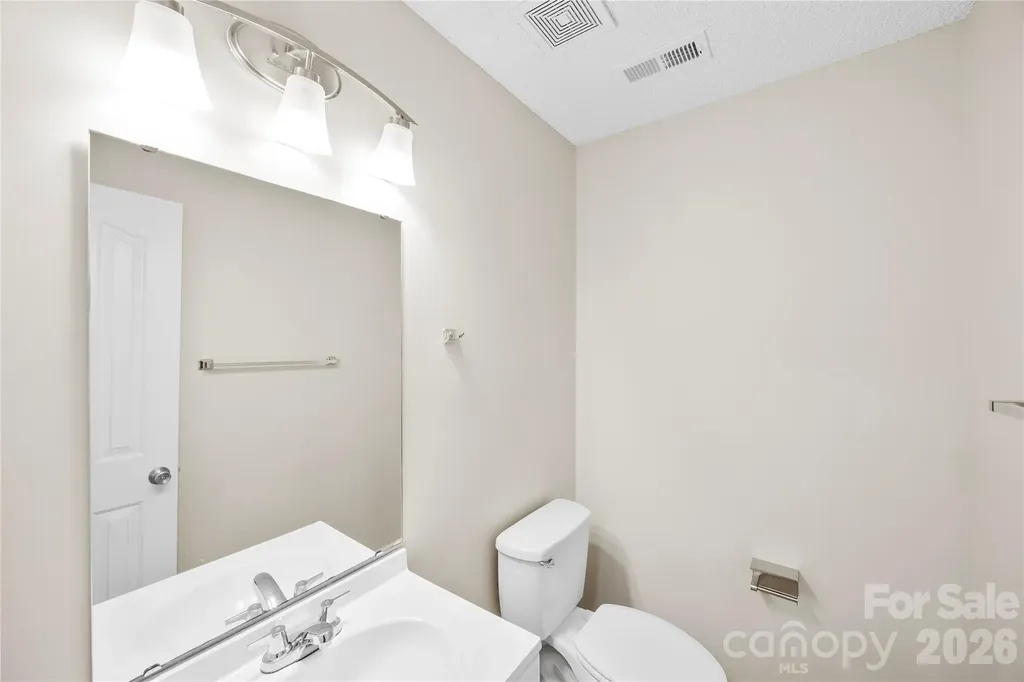 9713 Aviary Hill Way Charlotte NC 28214
