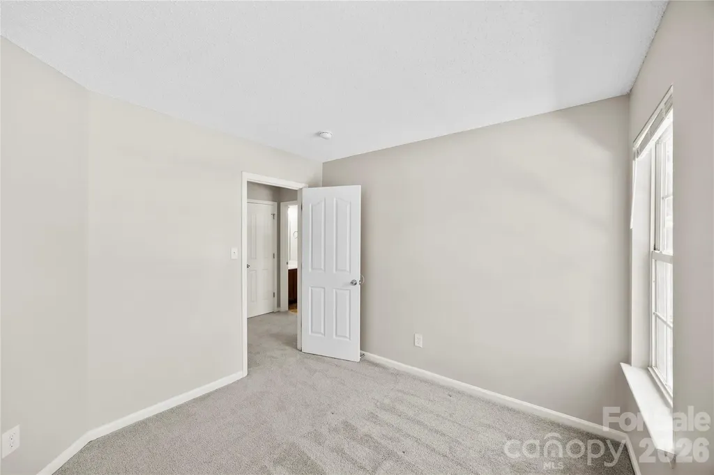 9713 Aviary Hill Way Charlotte NC 28214