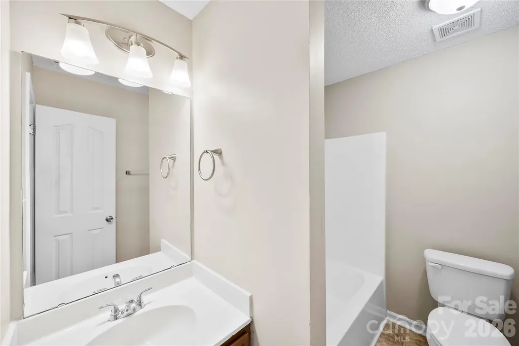 9713 Aviary Hill Way Charlotte NC 28214
