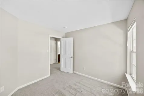 9713 Aviary Hill Way Charlotte NC 28214