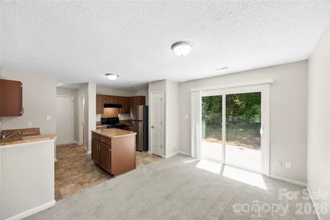 9713 Aviary Hill Way Charlotte NC 28214