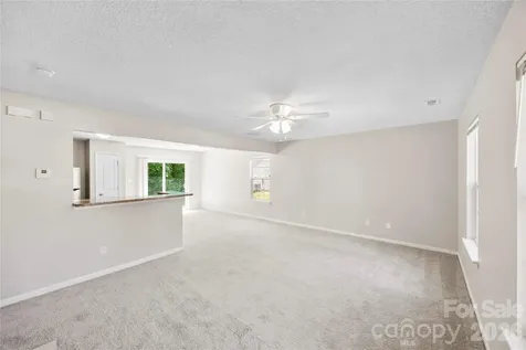 9713 Aviary Hill Way Charlotte NC 28214