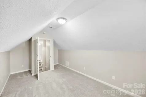 9713 Aviary Hill Way Charlotte NC 28214