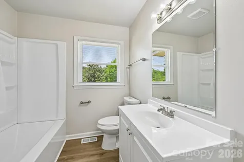 3935 Crestridge Drive Charlotte NC 28217