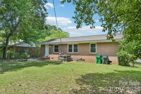 3935 Crestridge Drive Charlotte NC 28217