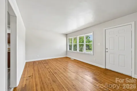 3935 Crestridge Drive Charlotte NC 28217