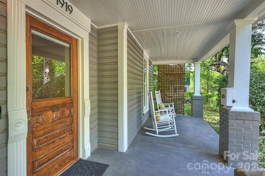 1919 Springdale Avenue Charlotte NC 28203