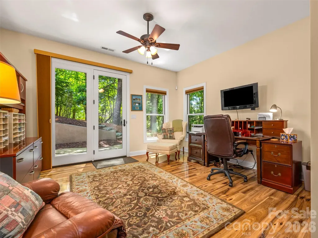 100 Falls Summit Road Hendersonville NC 28739