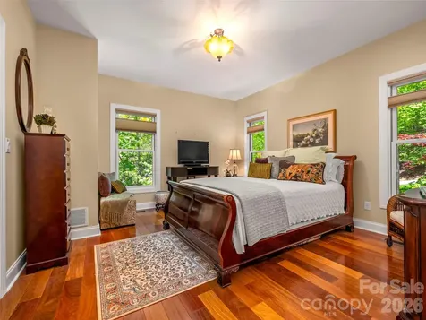 100 Falls Summit Road Hendersonville NC 28739