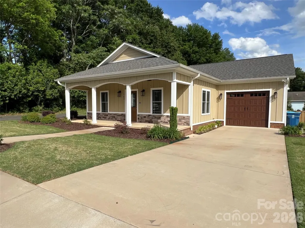 162 Red Oak Drive Forest City NC 28043