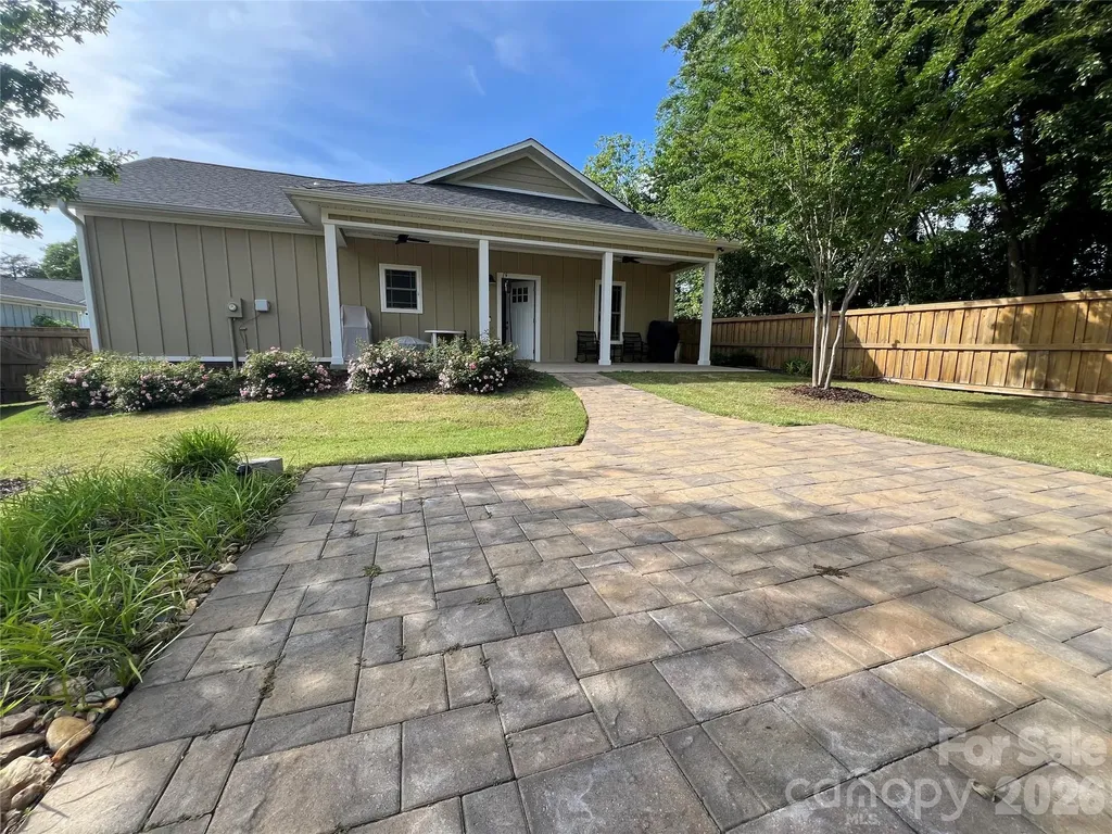162 Red Oak Drive Forest City NC 28043
