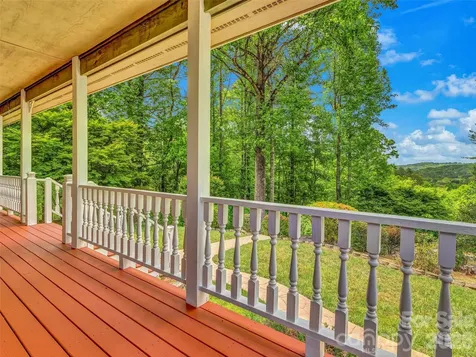 287 Shady Creek Lane Hendersonville NC 28739