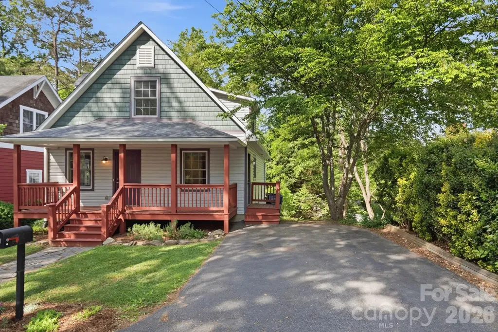 48 Mardell Circle Asheville NC 28806