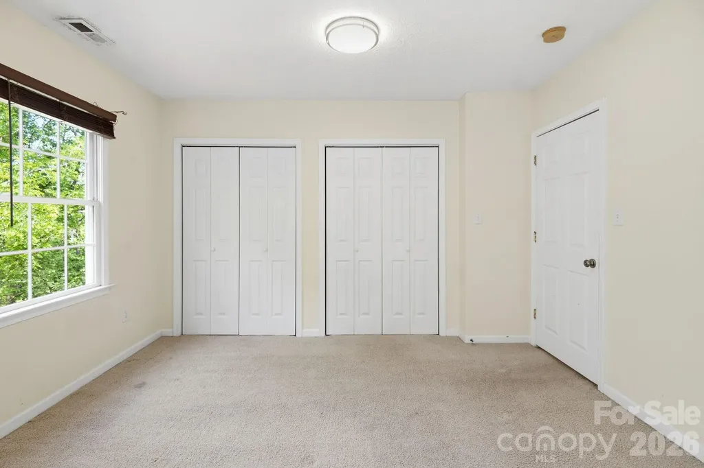 48 Mardell Circle Asheville NC 28806