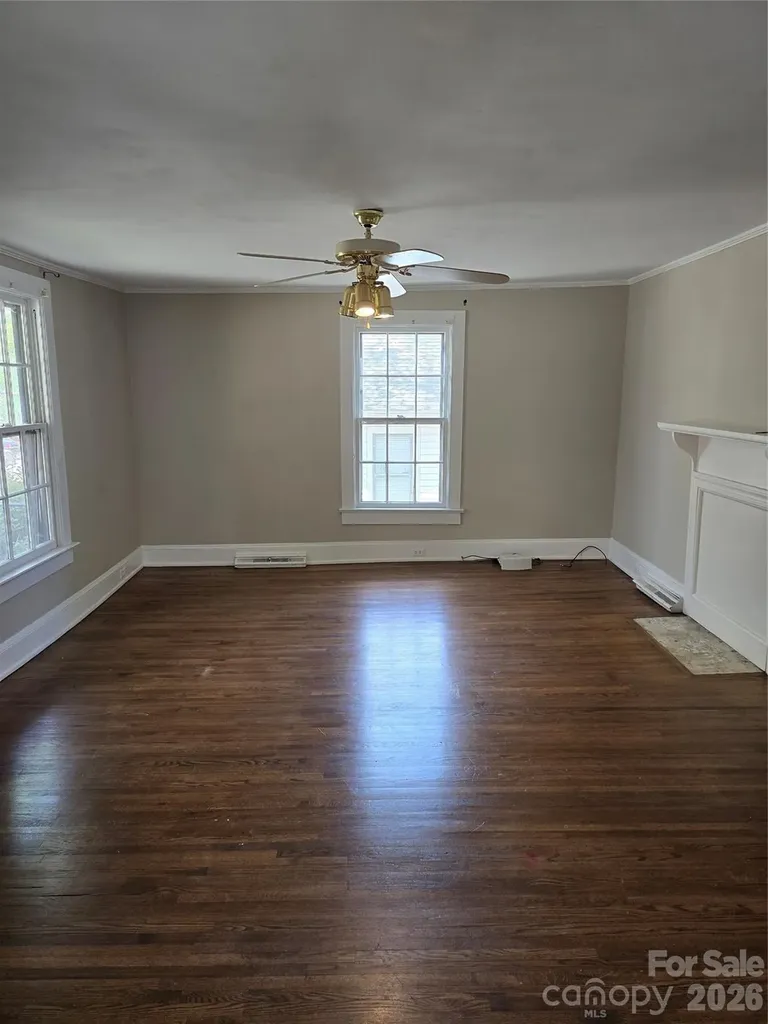 184 Cabarrus Avenue E Concord NC 28025