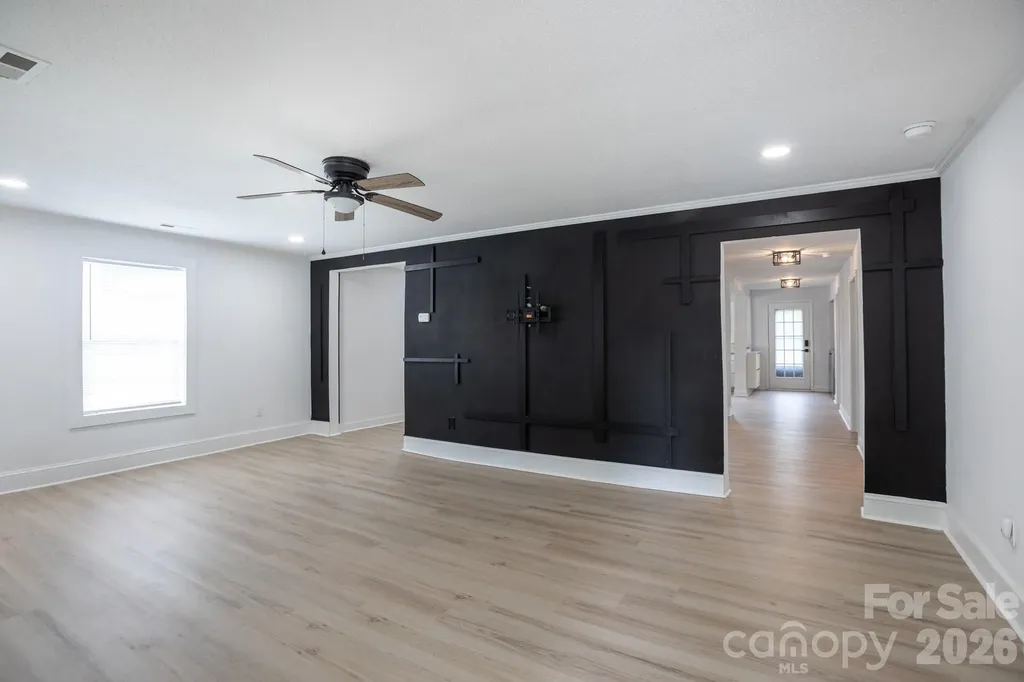 607 Old Charlotte Road SW Concord NC 28027