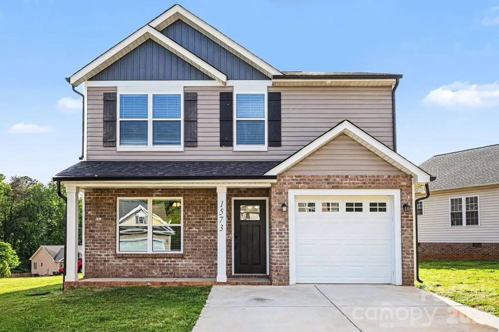 1573 Mayfair Drive Conover NC 28613
