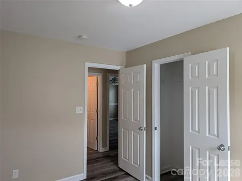 421 West Avenue W Troutman NC 28166