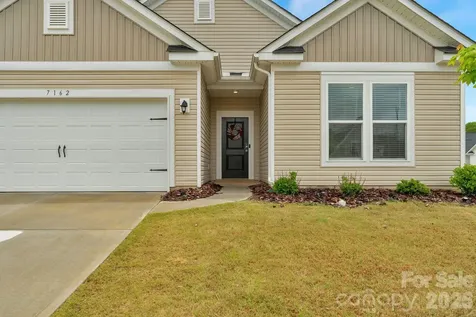 7162 Indigo Way Denver NC 28037