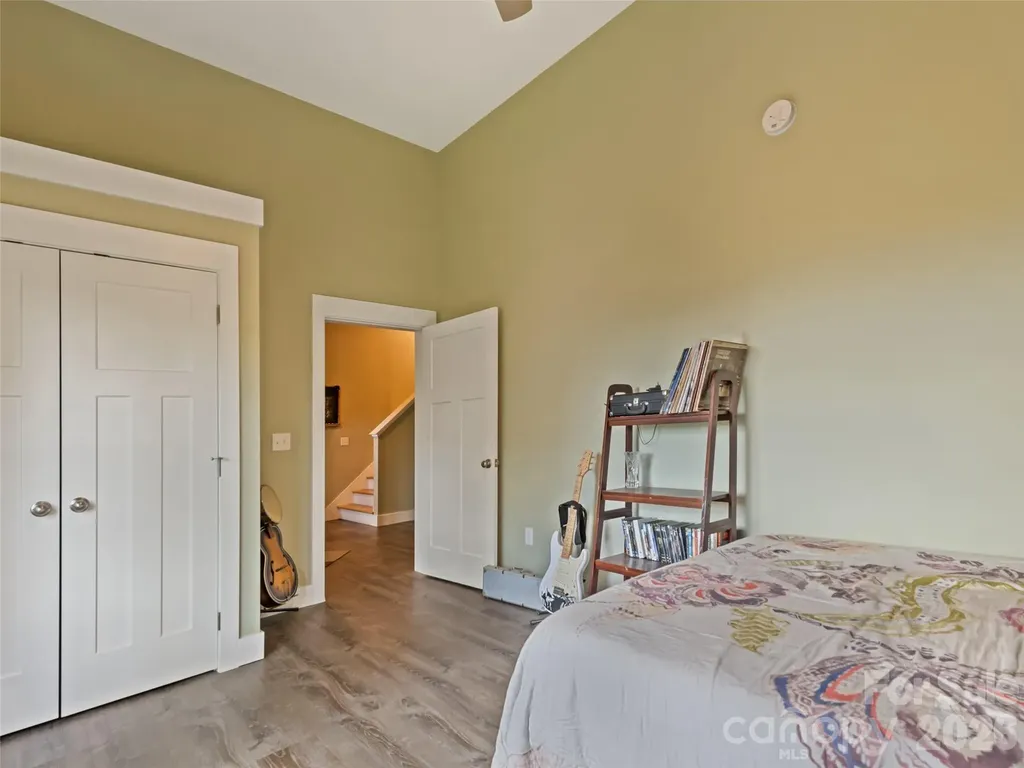 221 Northside Street Canton NC 28716