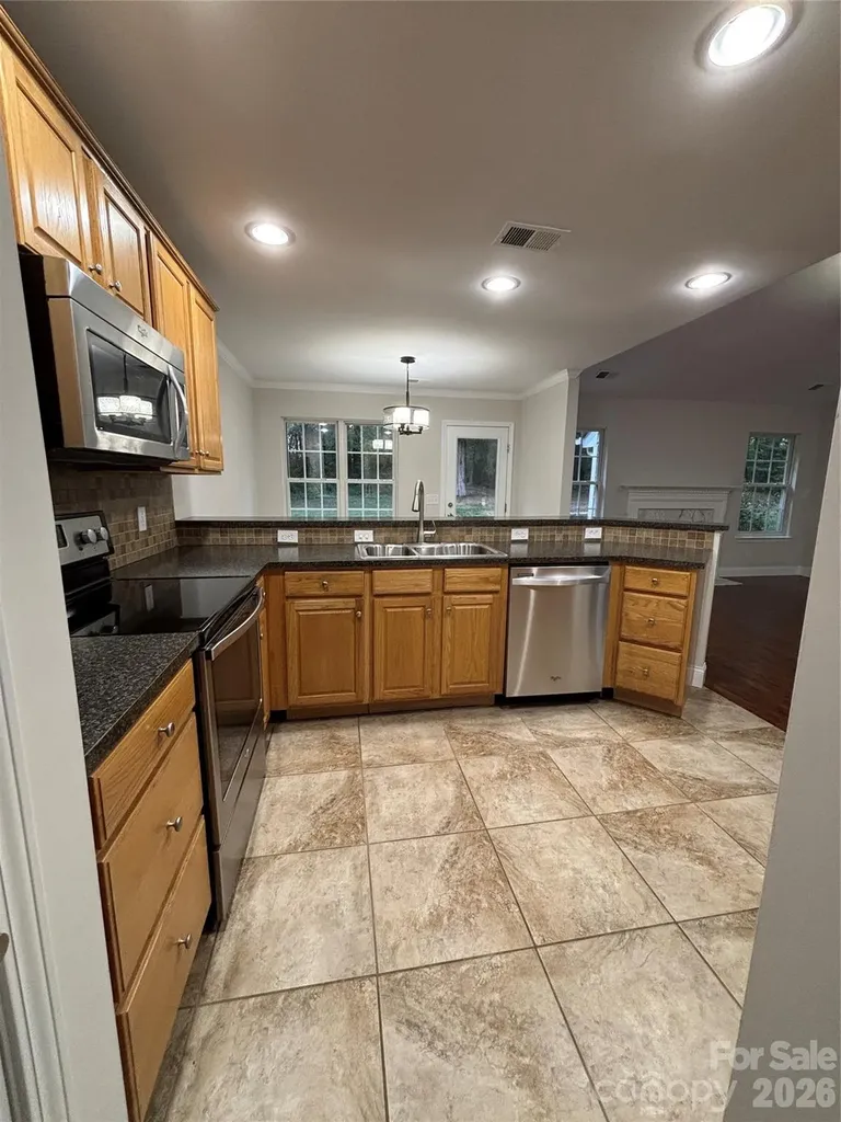 450 Glencrest Drive Stanley NC 28164