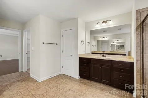 502 Alucio Court Matthews NC 28104