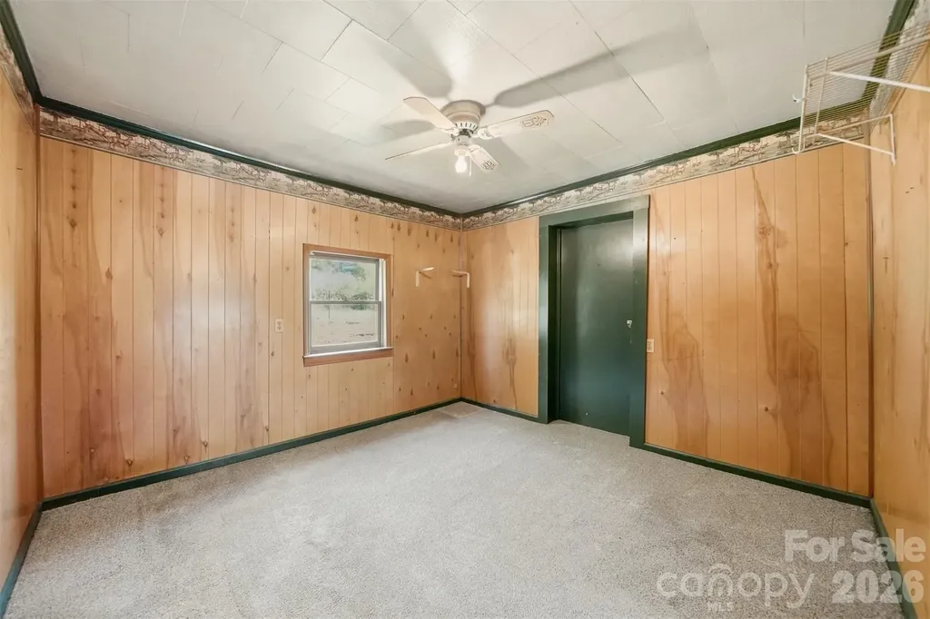 3860 Pickle Williams Lane Granite Falls NC 28630