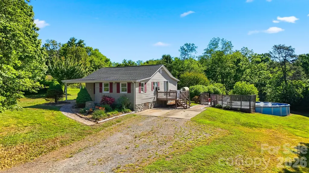 3860 Pickle Williams Lane Granite Falls NC 28630