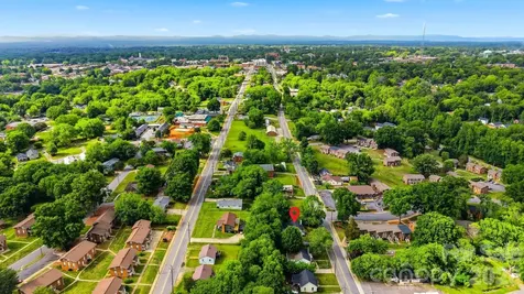 912 S Center Street Hickory NC 28602