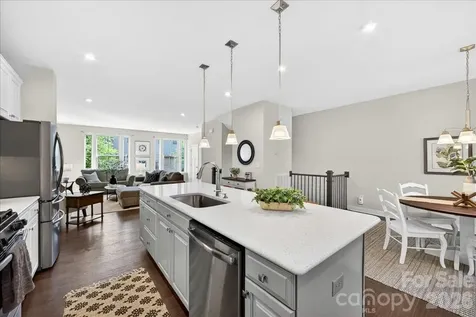 1641 Bark Branch Lane Charlotte NC 28205