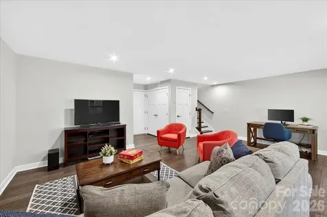 1641 Bark Branch Lane Charlotte NC 28205