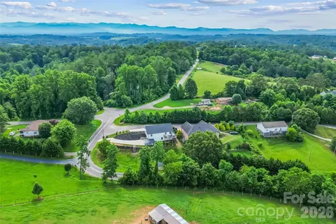 1 Little Oak Road Leicester NC 28748