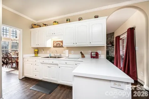 3992 Brickfield Street Hickory NC 28602