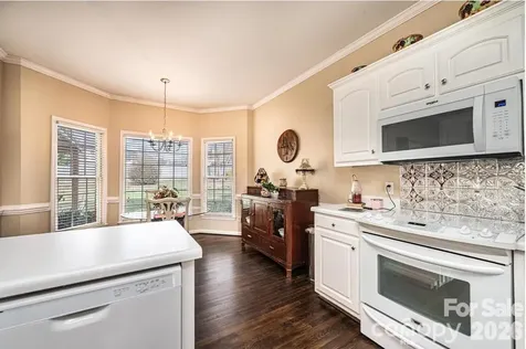 3992 Brickfield Street Hickory NC 28602