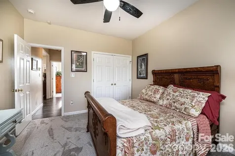 3992 Brickfield Street Hickory NC 28602