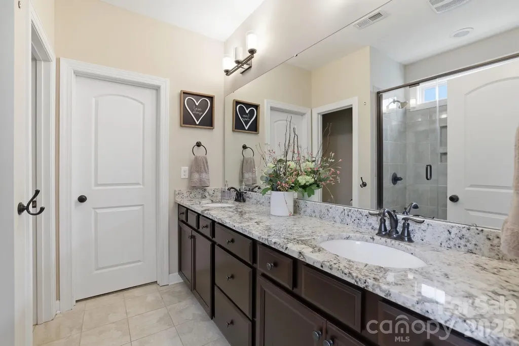 16148 Lost Canyon Way Charlotte NC 28277