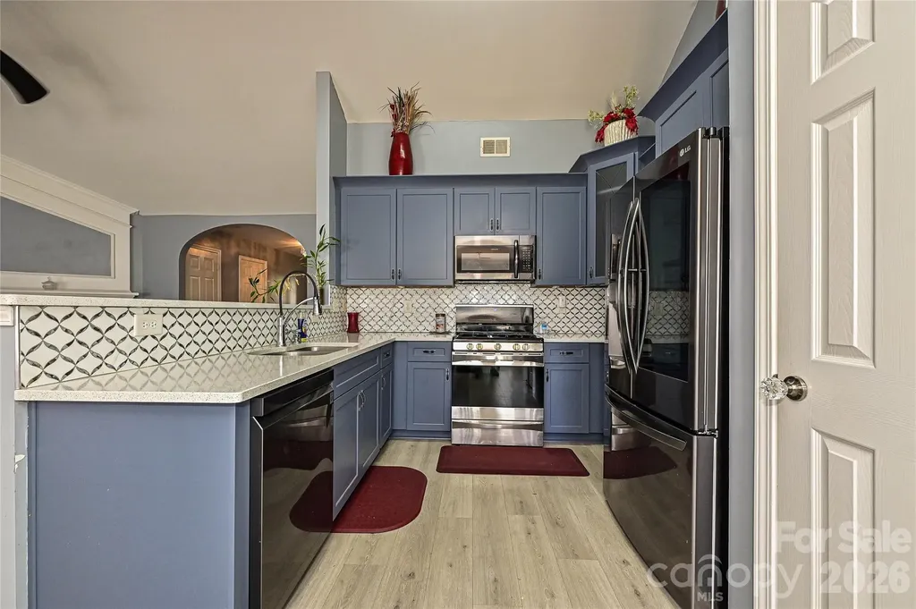 9942 Gray Dove Court Charlotte NC 28216