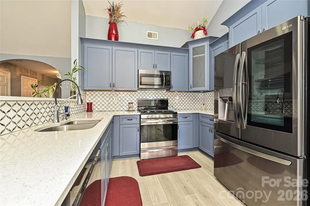 9942 Gray Dove Court Charlotte NC 28216