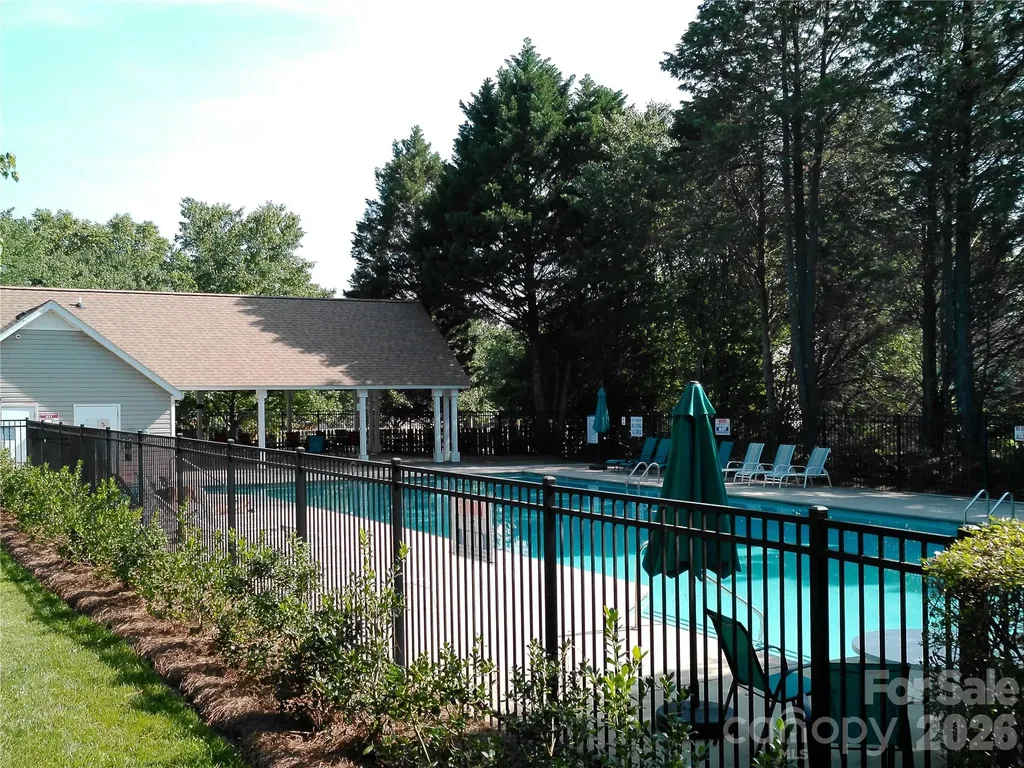 9942 Gray Dove Court Charlotte NC 28216